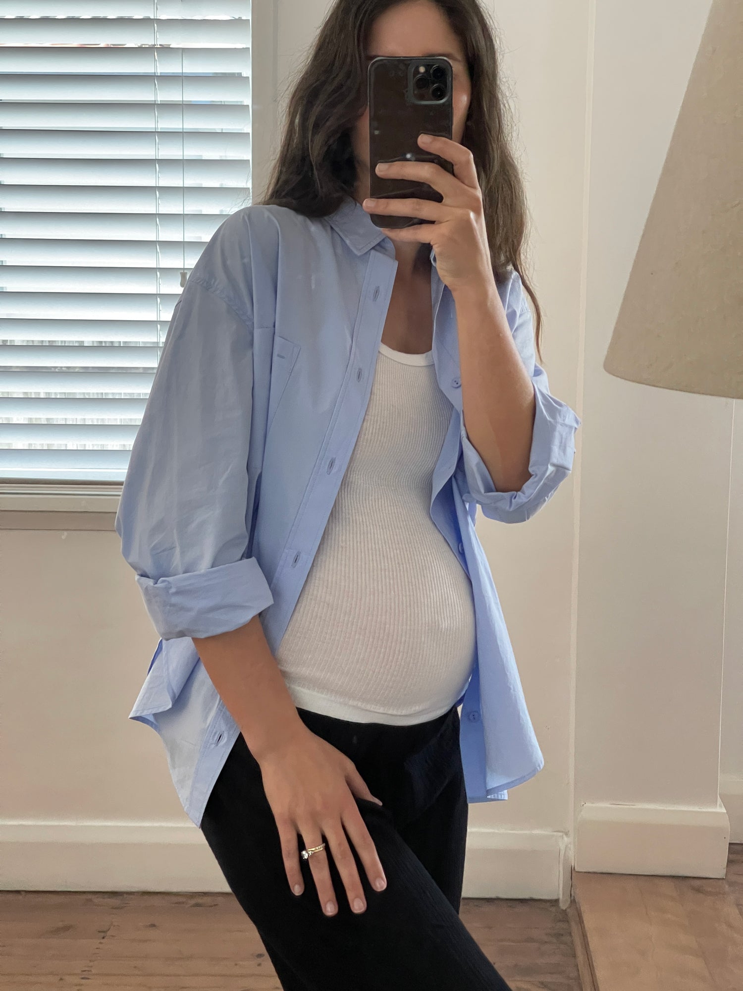 The-UNDONE_How-To-Keep-Your-Personal-Style-During-Pregnancy-And-Avoid-Maternity-Wear_MAIN-image.jpg