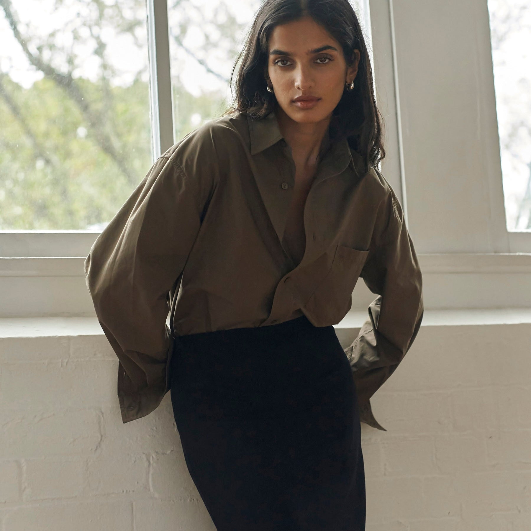 Matteau | Relaxed Shirt in Olive | The UNDONE