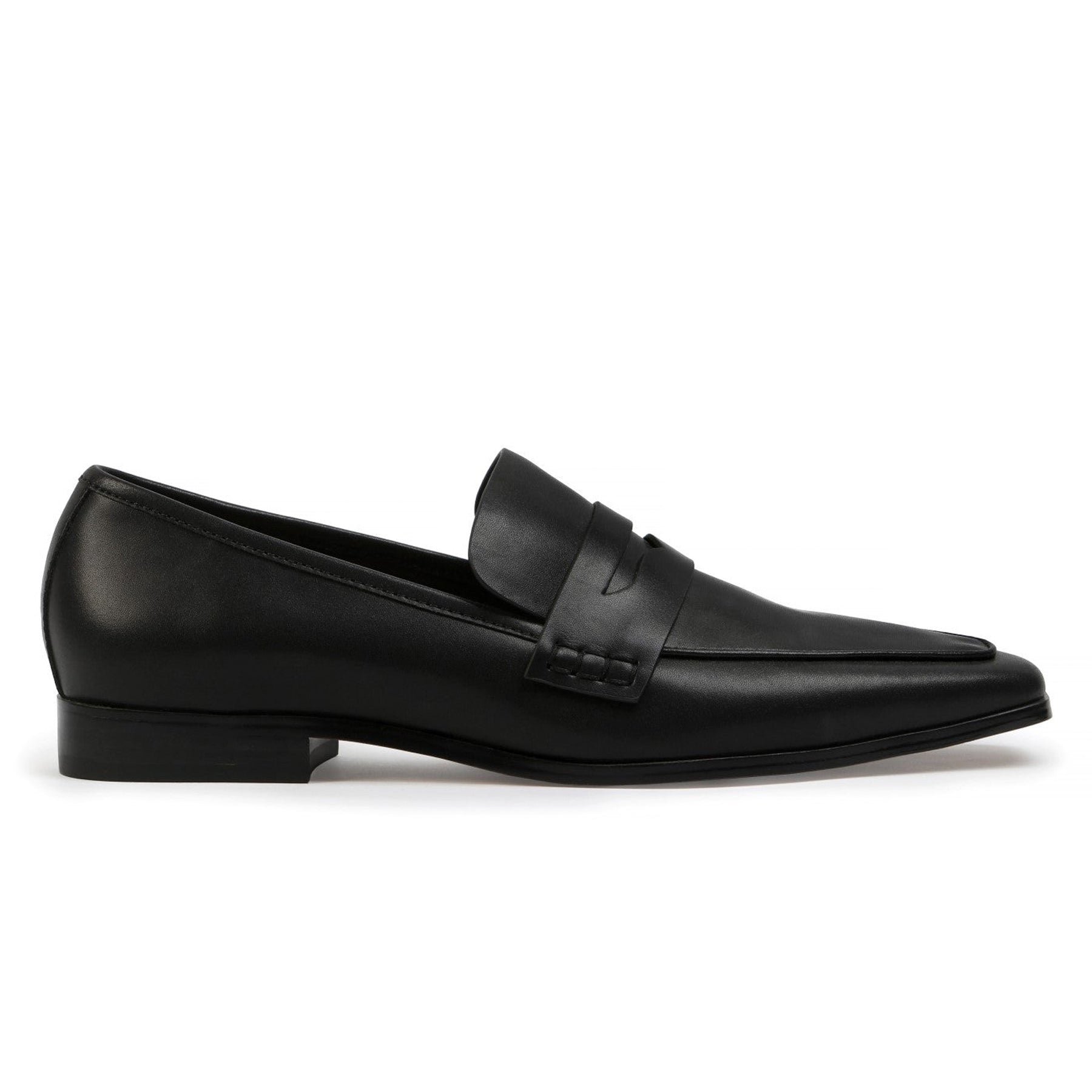 Edie Collective | The Jane Loafer in Black | The UNDONE