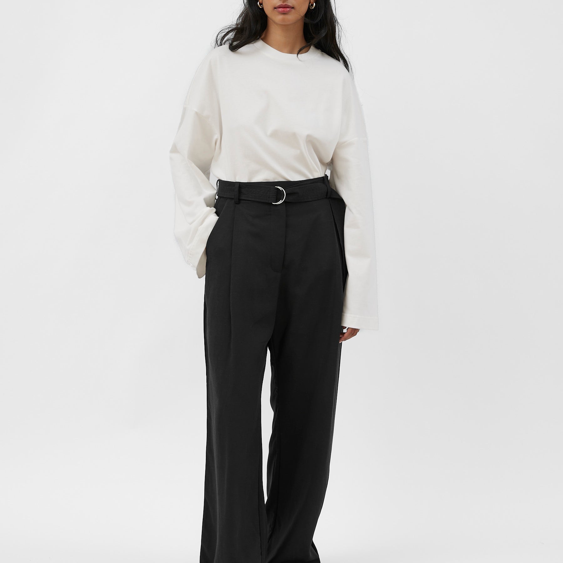 Marle | Lili Pant in Black | The UNDONE