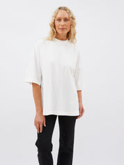 Harris Tapper | Gibson T-Shirt Light Weight in Ivory | The UNDONE