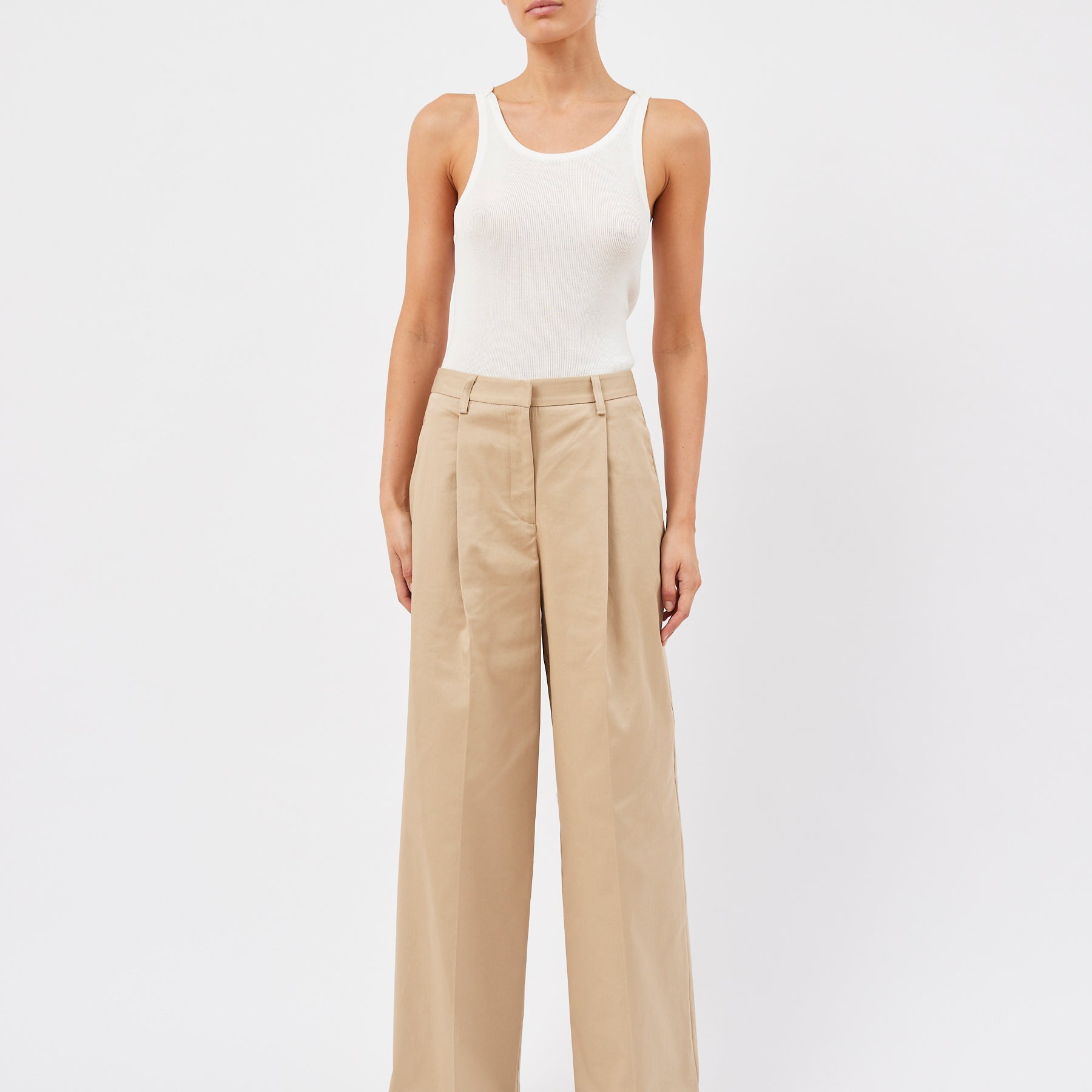 Matteau | Summer Chino in Beige Sand | The UNDONE