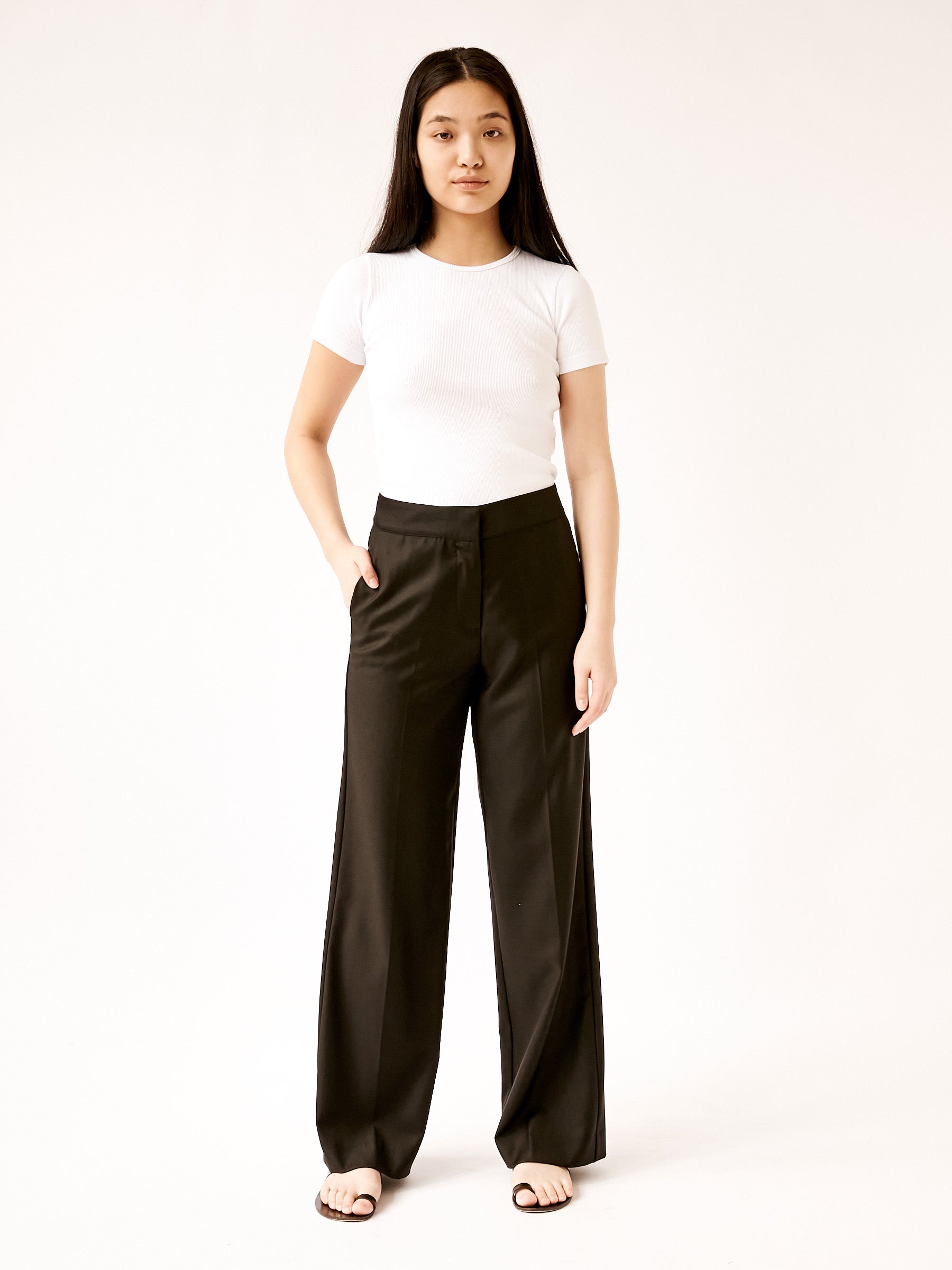 Arnsdorf | Suit Trouser in Black | The UNDONE